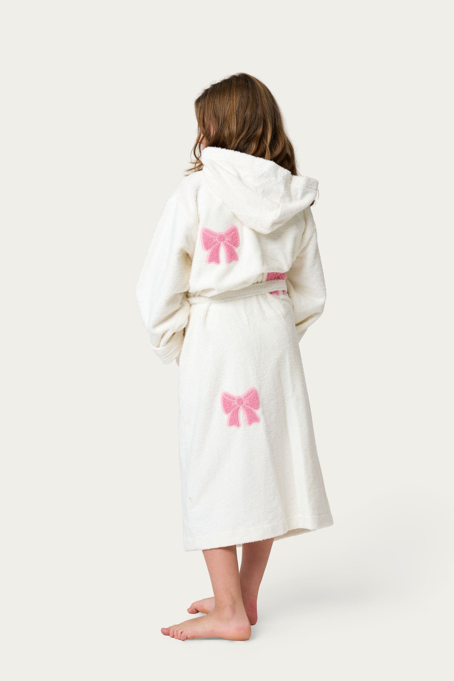 white kids bathrobe with pink bows patches - witte kinderbadjas met strikjes  