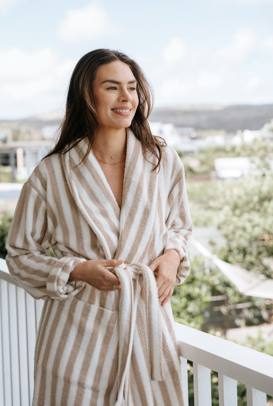 Beige and white striped bathrobe - beige en wit gestreepte badjas 